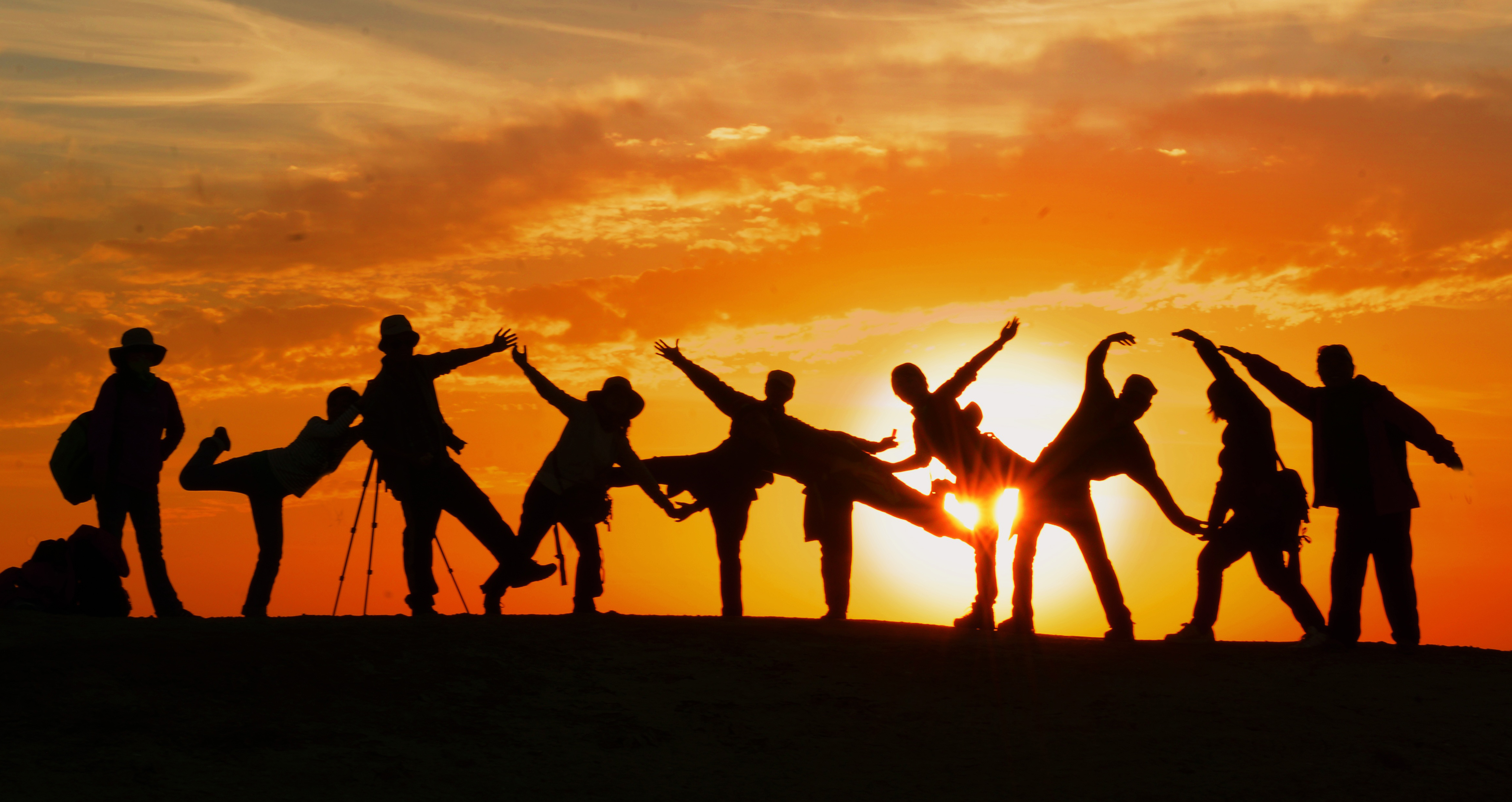 Wild Life Jam | Tantra | Berlin | Persönlichkeitsentwicklung | Training | Offener Abend | Tanz | Stimme | Ausdruck | Sexualität | Sexpositiver Raum | Begegnung | Improtheater