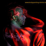 Chono Bodypainting Om Mani Padme Hum