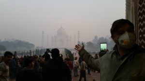 Taj Mahal im SmogChono im Flugzeug - Reisebericht Indien 2019